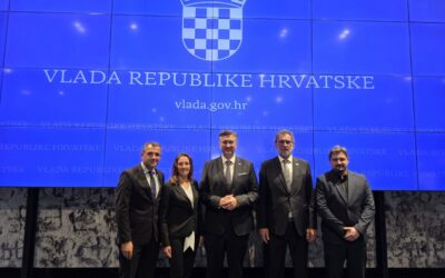 Uručeni ugovori za dogradnju OŠ Selnica